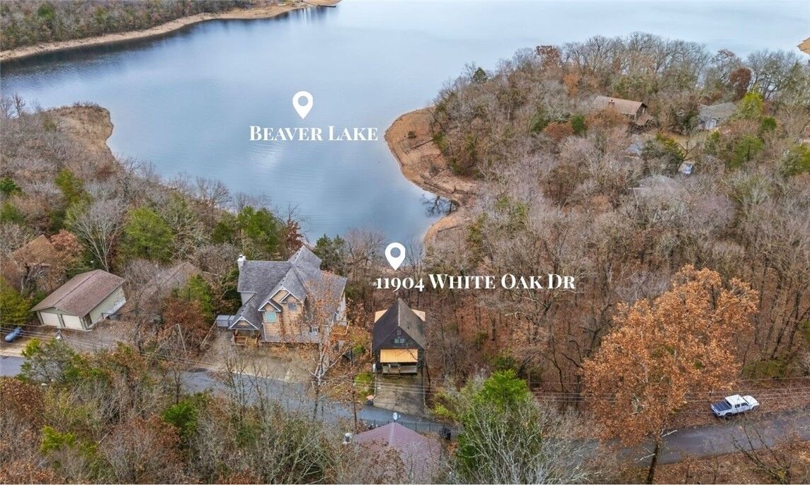 Property Photo: 11904 White Oak Drive AR 72732