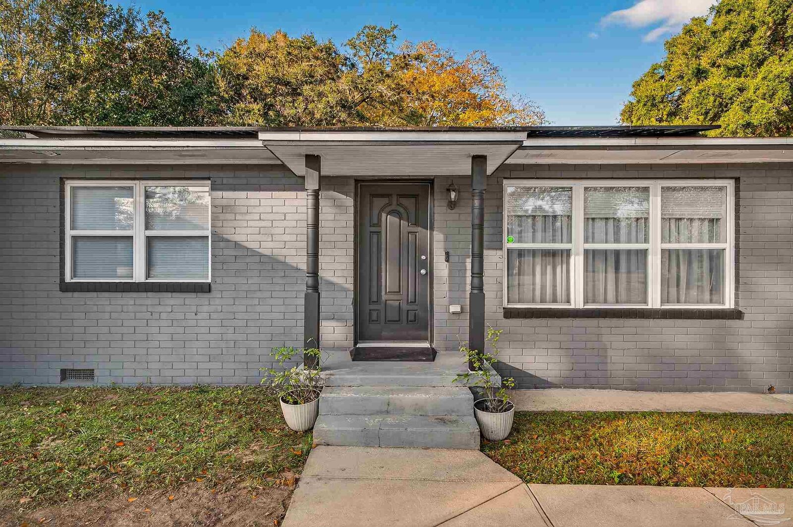 Property Photo:  9225 N Palafox St  FL 32534 