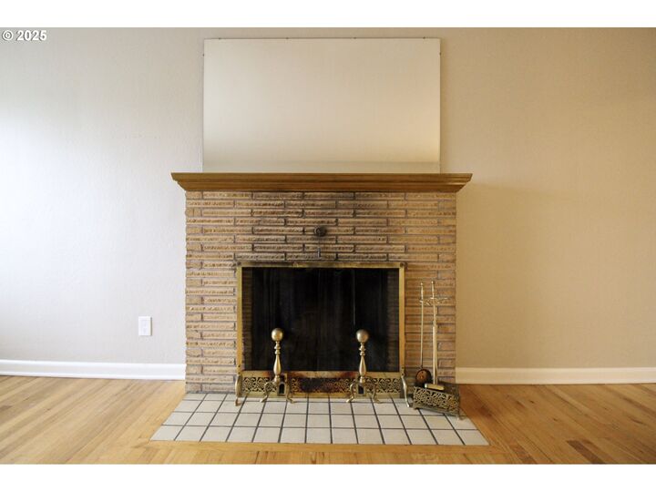 Property Photo:  1420 NE Olive St  OR 97301 