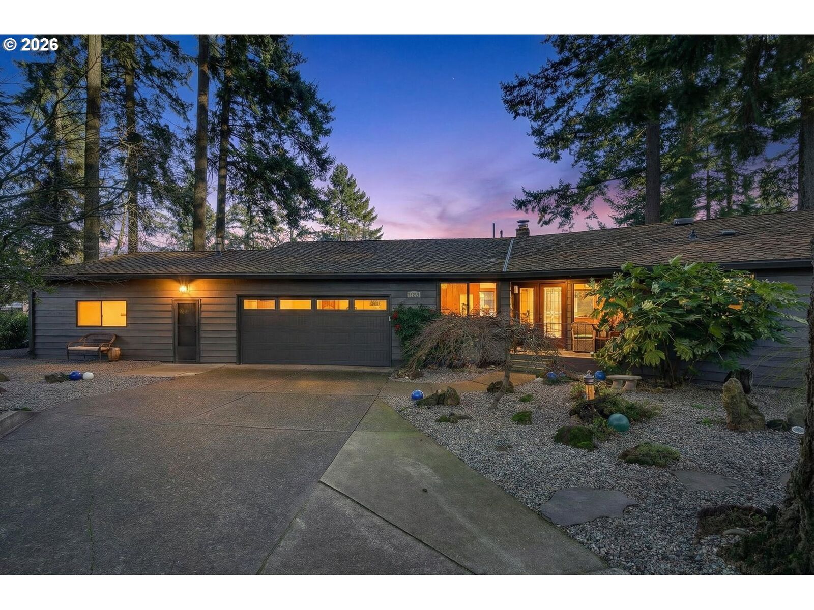 Property Photo: 17542 Kirkwood Rd OR 97027