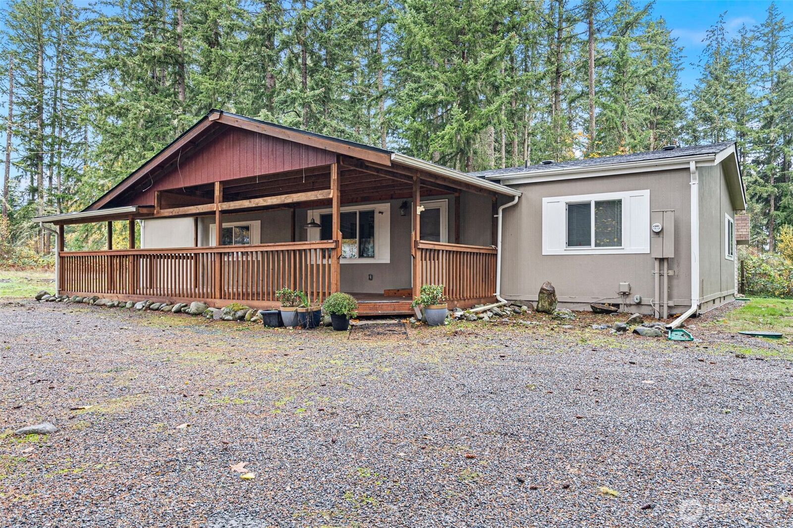 Property Photo: 20212 Orting Kapowsin Highway E WA 98338