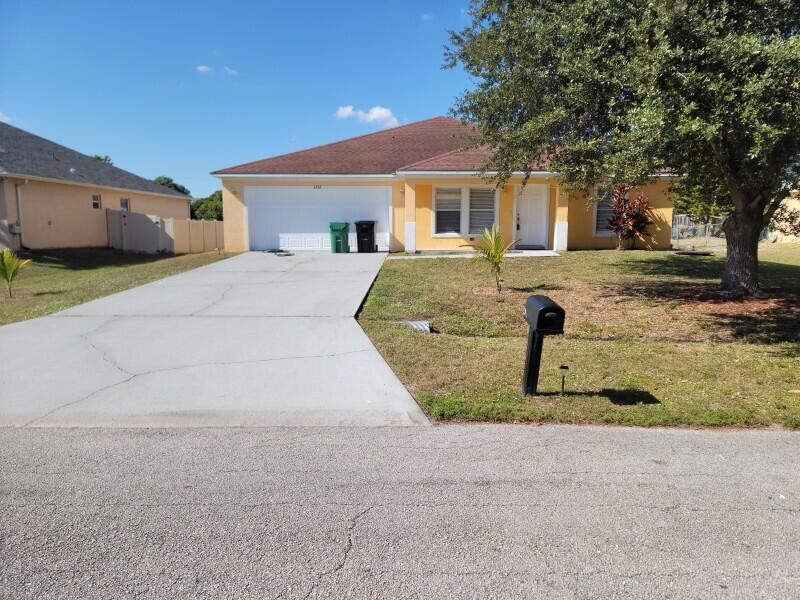 Property Photo: 4232 SW Winslow Street FL 34953