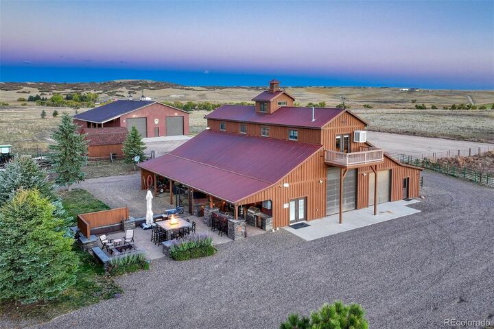 Property Photo:  9565 Oak Springs Trail  CO 80116 