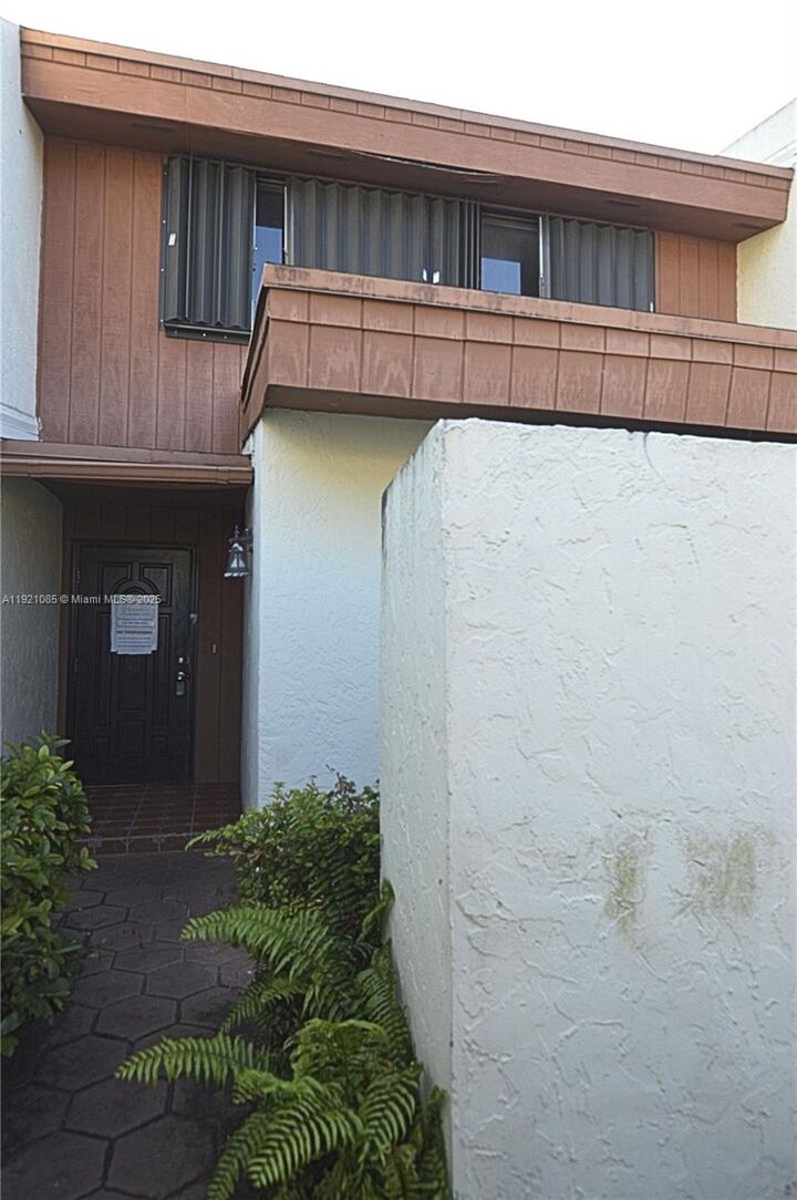 Property Photo:  7625 SW 106th Ave  FL 33173 