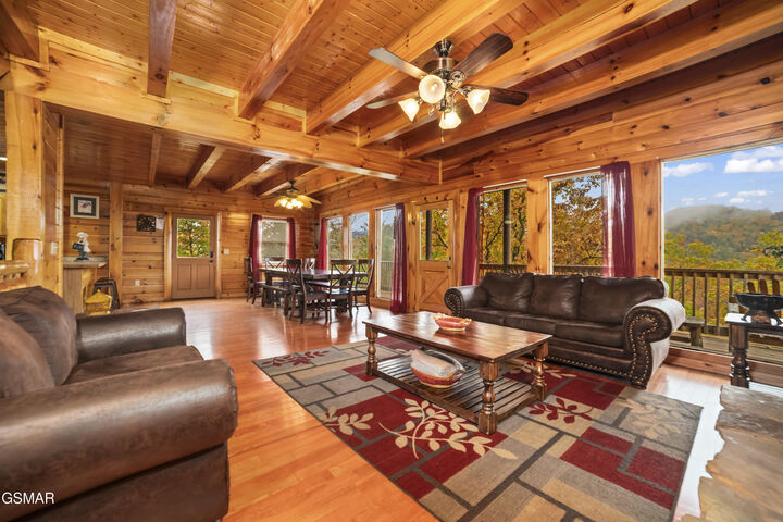 Property Photo: 1447 Eagle Cloud Way TN 37862