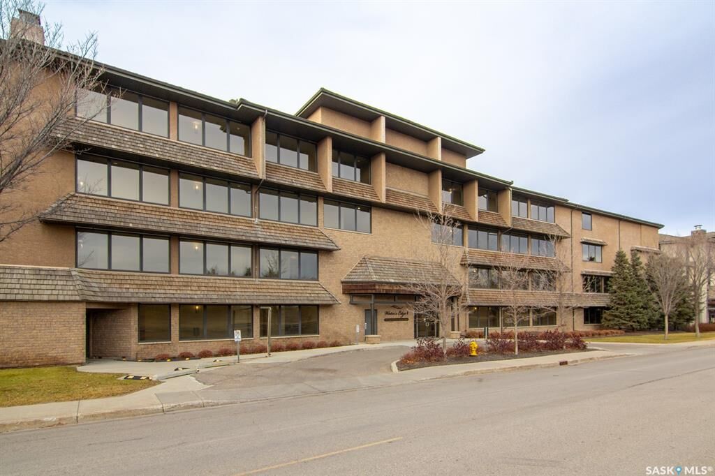 Property Photo:  623 Saskatchewan Crescent W 238  SK S7M 0A5 