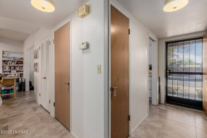 Property Photo:  1938 W Anklam Road  AZ 85745 