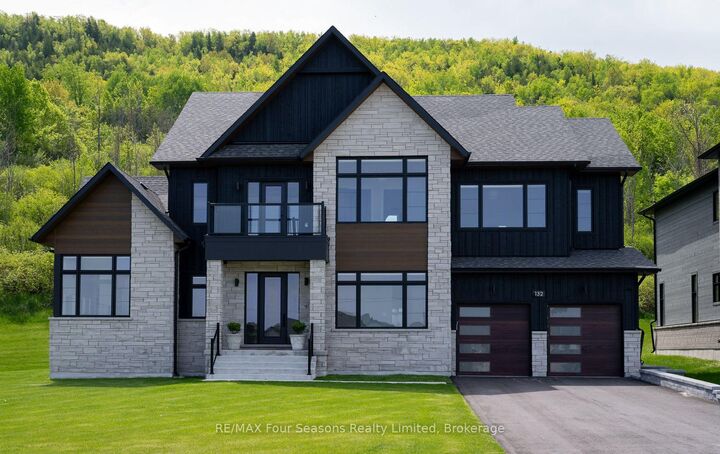 132 Dorothy Drive — photo 1