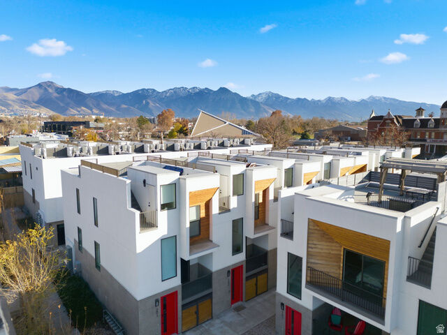 Property Photo:  423 E 2100 S 202  UT 84115 