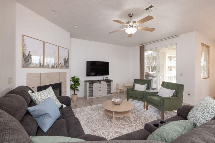 Property Photo: 1845 W Canyon View Dr #1707 UT 84770