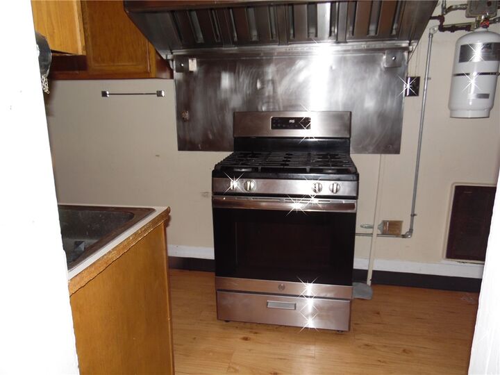 Property Photo:  565 Benjamin St  PA 15084 