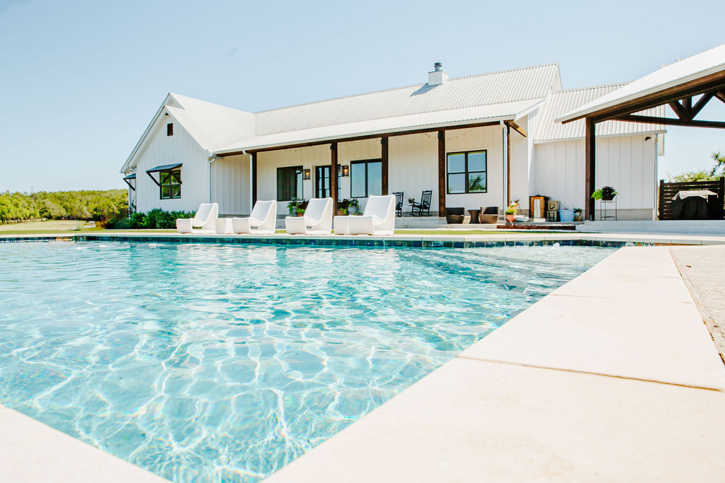 Property Photo:  2300 W Fitzhugh Road  TX 78620 