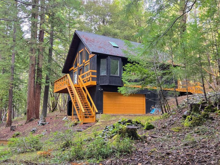 Property Photo:  1946 Lupine Way  CA 95490 