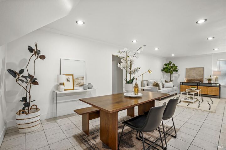 370 Clara Street  Oakland CA 94603 photo