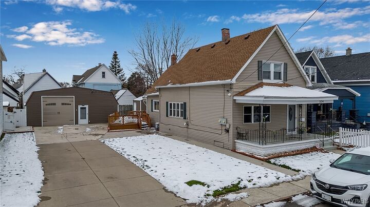 Property Photo: 104 Weimar Street NY 14206