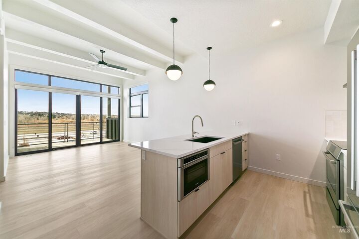 Property Photo:  4430 E Haystack St 308  ID 83716 