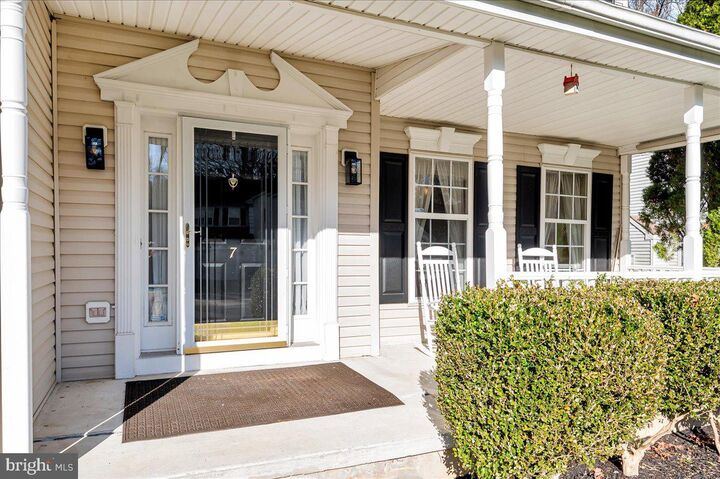 Property Photo:  7 Stirling Drive  DE 19702 
