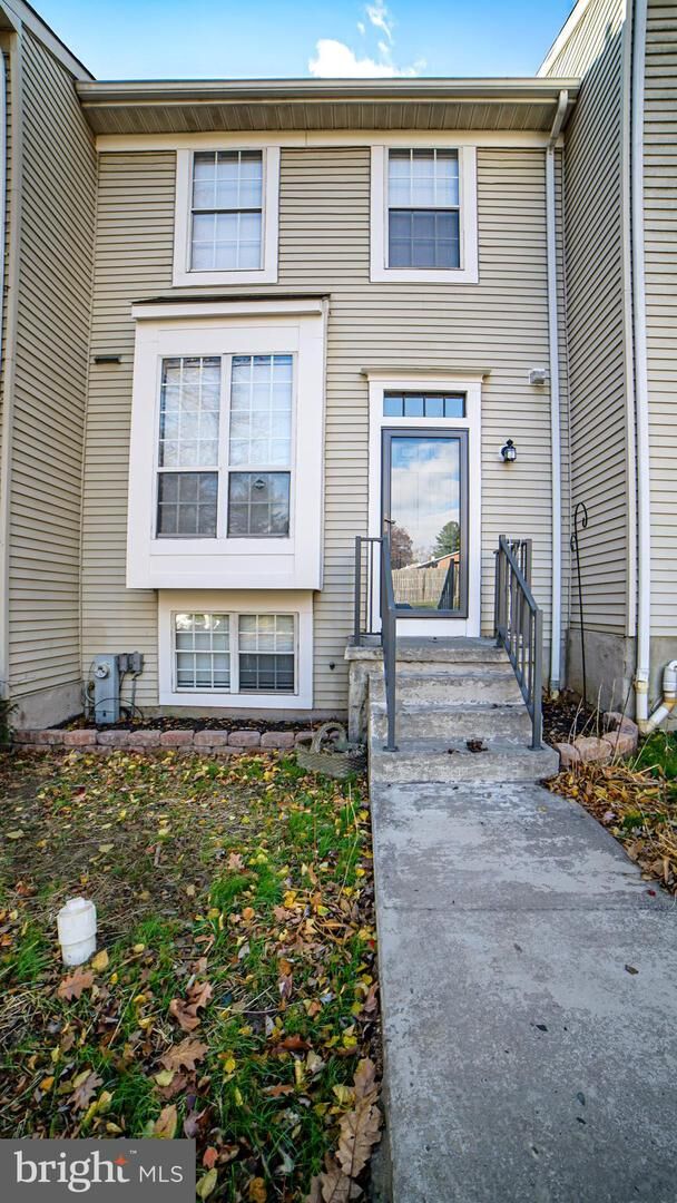 Property Photo:  9 Cherry Manor Court  MD 21136 