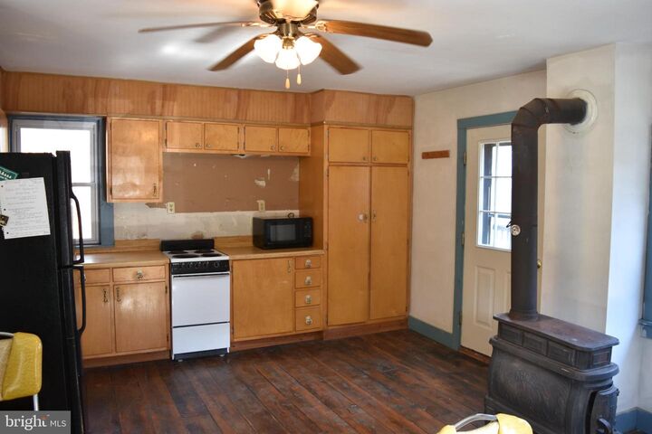 Property Photo:  1417 Mountainside  WV 25411 