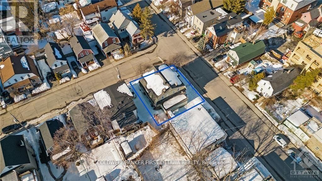 Property Photo:  4 Oxford Street  ON K1Y 2R7 