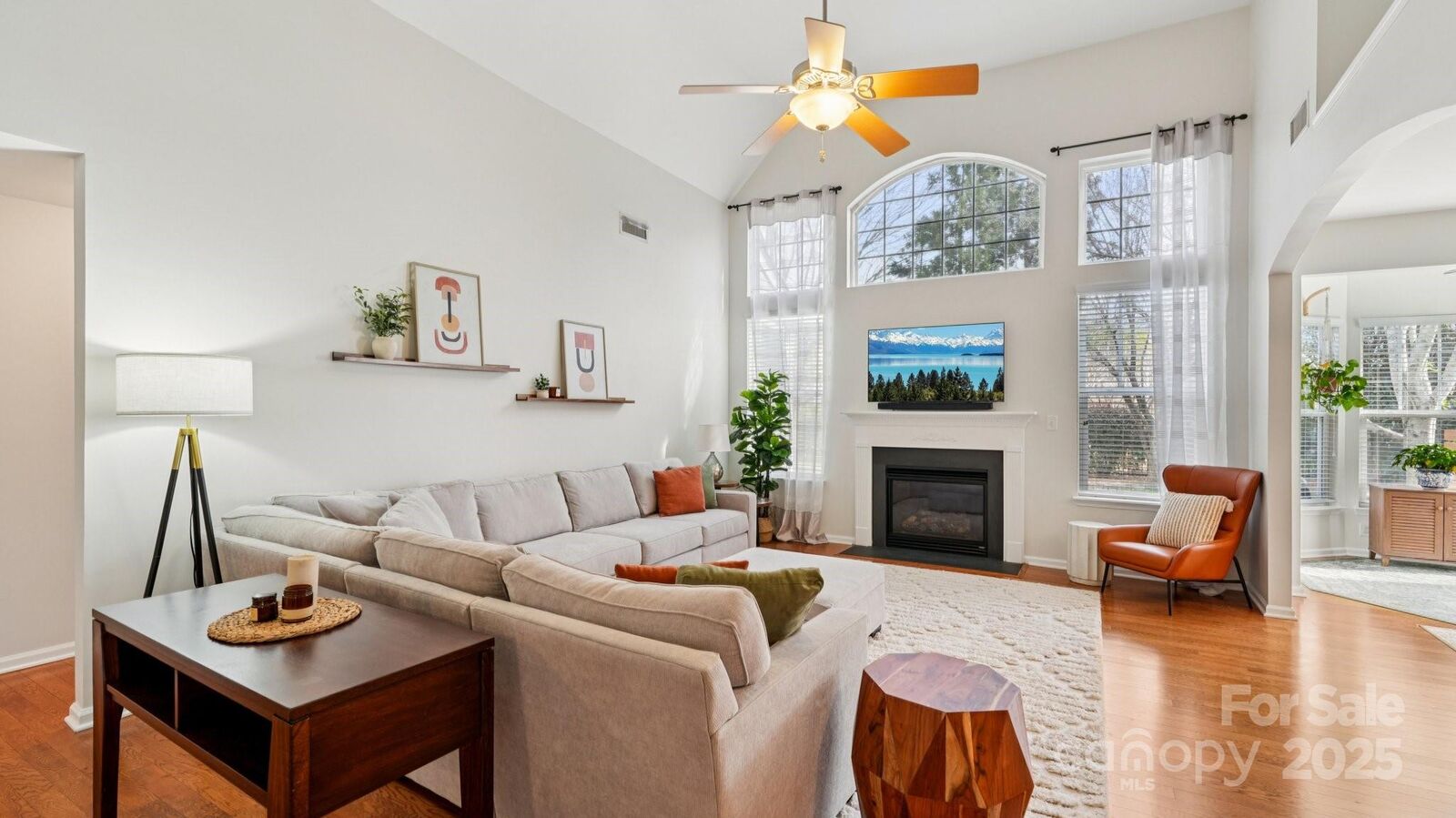 Property Photo: 13308 Centerview Lane NC 28078