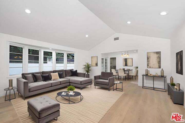 Property Photo: 1805 Nichols Canyon Rd CA 90046