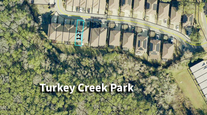 Property Photo: 127 Big Oaks Lane FL 32578