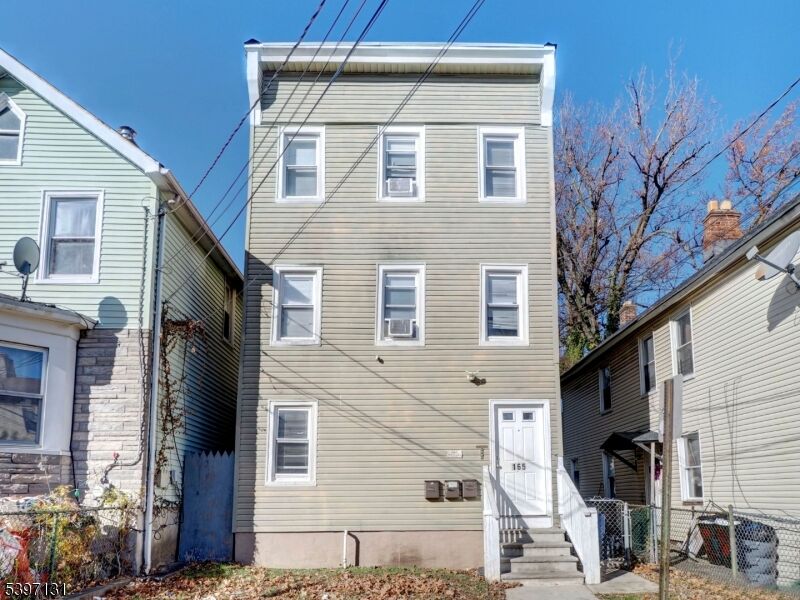 Property Photo: 165 Central Pl NJ 07050