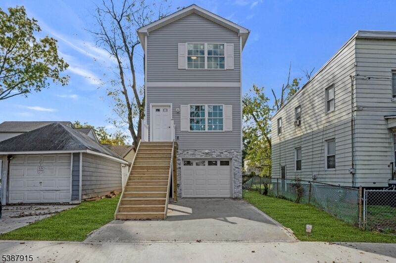 Property Photo:  197 Iva St  NJ 07065 