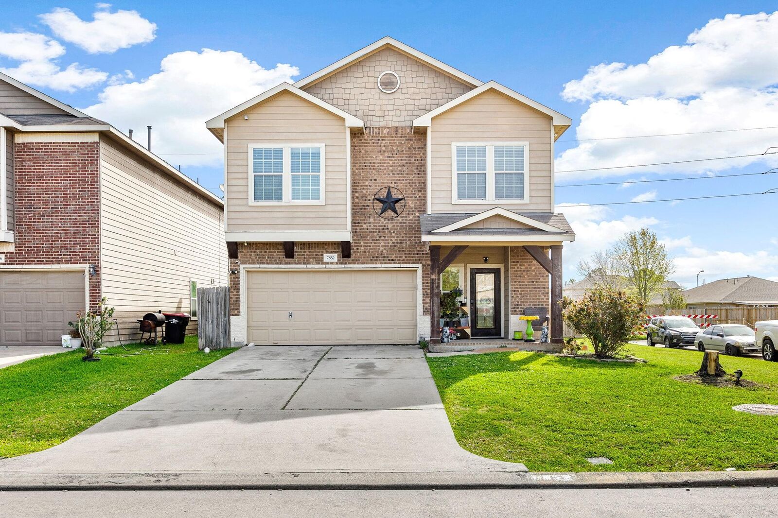 Property Photo: 7852 Galleon Field Lane TX 77433