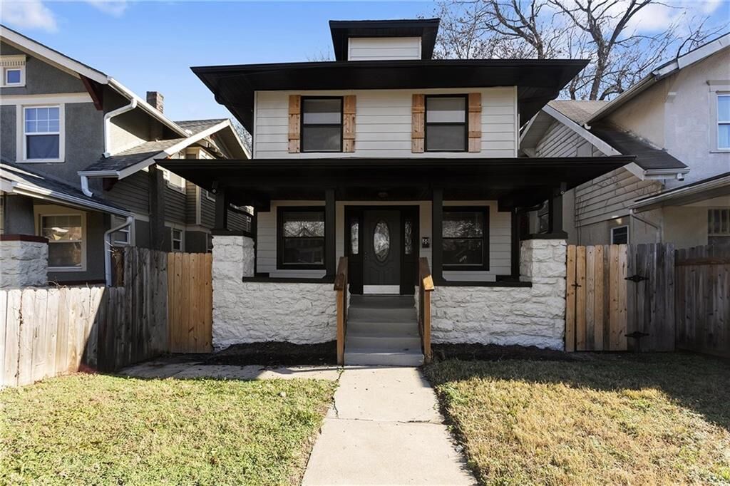 Property Photo:  3805 Bellefontaine Avenue  MO 64128 