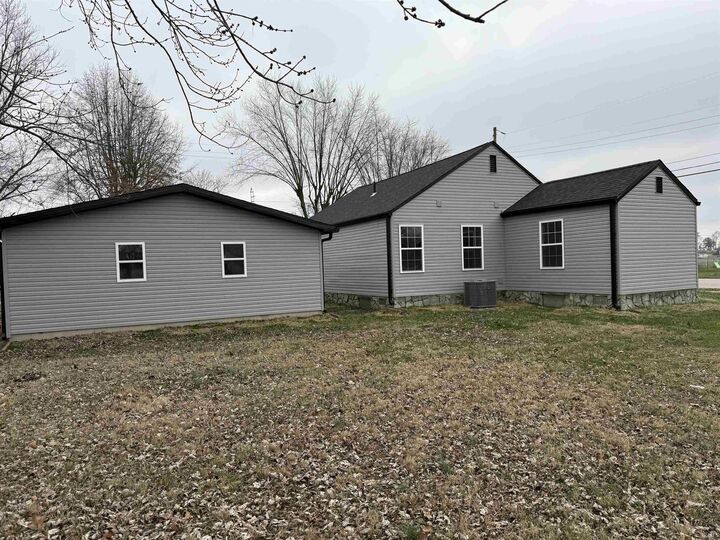 Property Photo:  512 S 5th Street  IN 47567 
