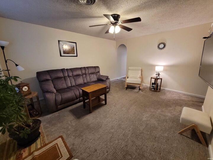 Property Photo:  319 Greenleaf Drive  IN 47710 