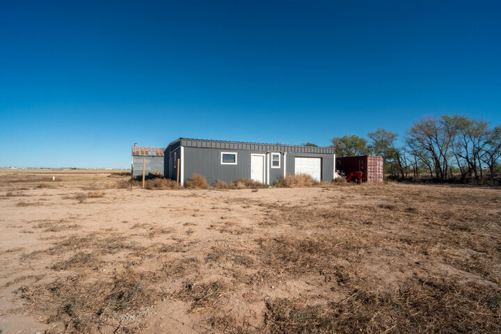 Property Photo: 872 Pr Anthony TX 79363