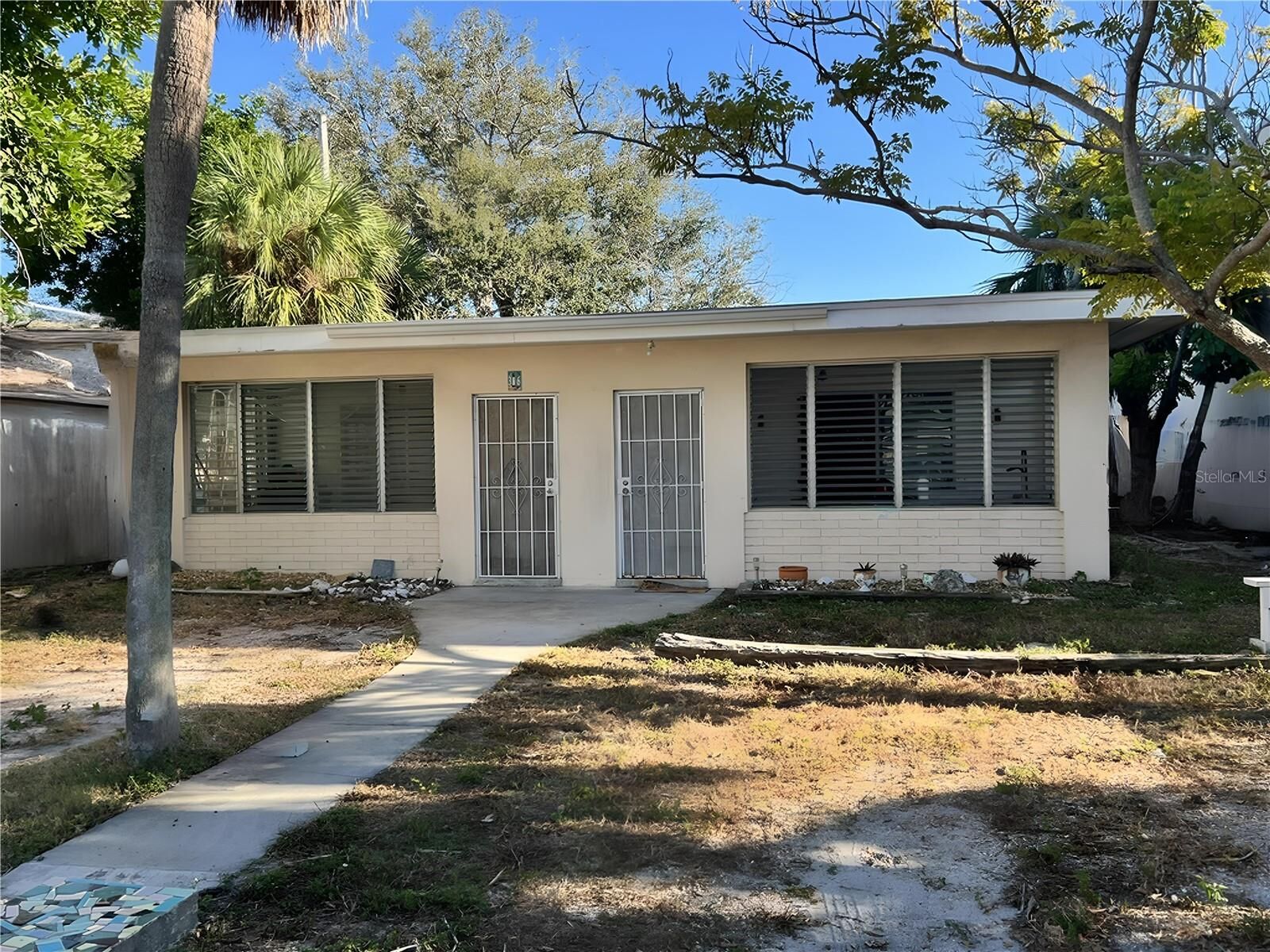 Property Photo:  316 76th Avenue  FL 33706 