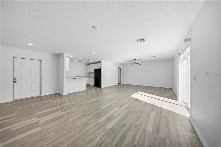 Property Photo:  5565 Lavender Avenue  FL 34288 