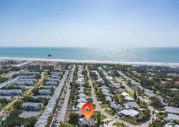 Property Photo: 324 Harbor Drive FL 32920