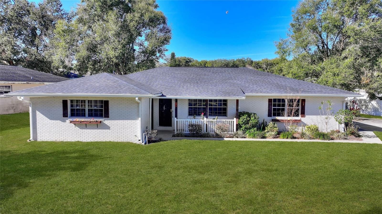 Property Photo:  130 Audubon Road  FL 33884 