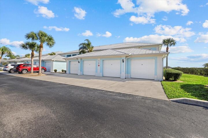 Property Photo:  5766 Sabal Trace Drive 203  FL 34287 