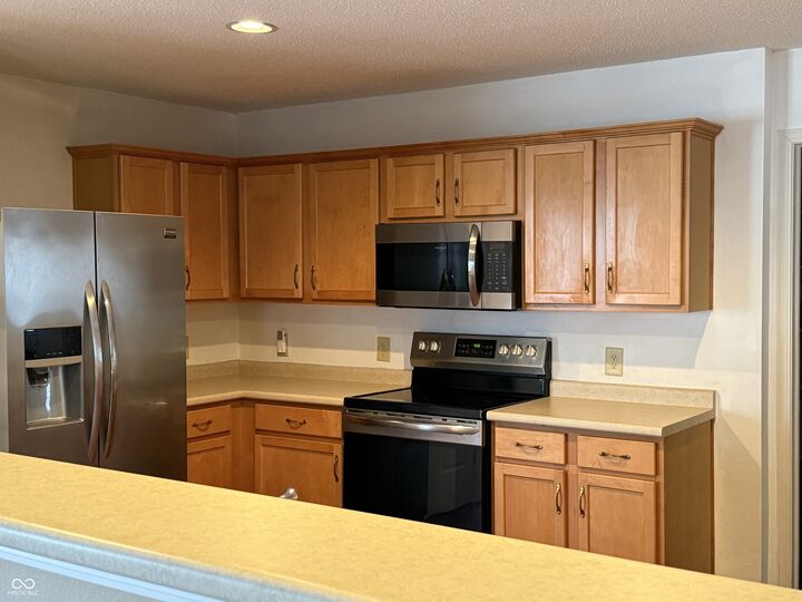 Property Photo:  10414 Bicknell Circle  IN 46038 