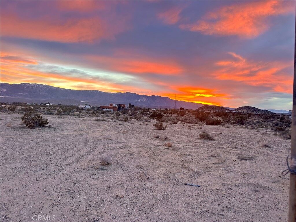 Property Photo:  40 Rodeo  CA 92356 