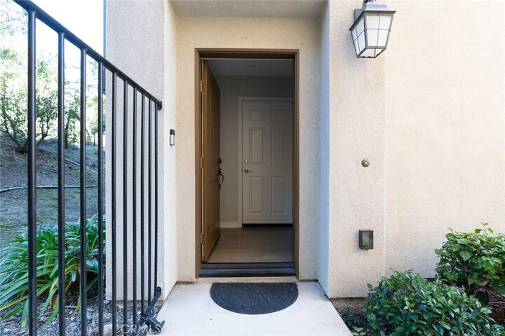 Property Photo:  334 Mission Terrace Ave  CA 92069 