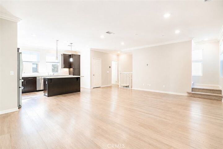 Property Photo:  334 Mission Terrace Ave  CA 92069 