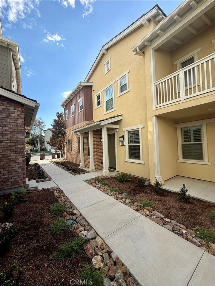 Property Photo:  150 Jaripol  CA 92694 