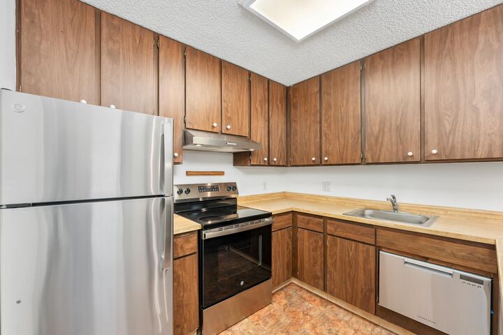Property Photo: 2200 Woodside Lane 10 CA 95825
