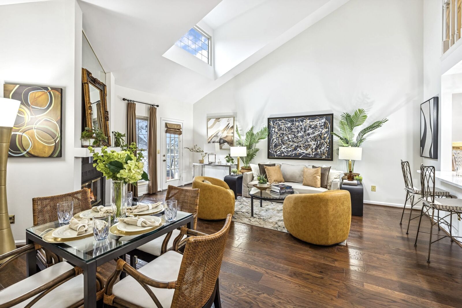 Property Photo:  237 Glenstone Cir  TN 37027 