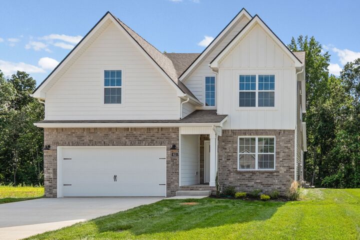 Property Photo: 612 Willow Park Dr TN 37043