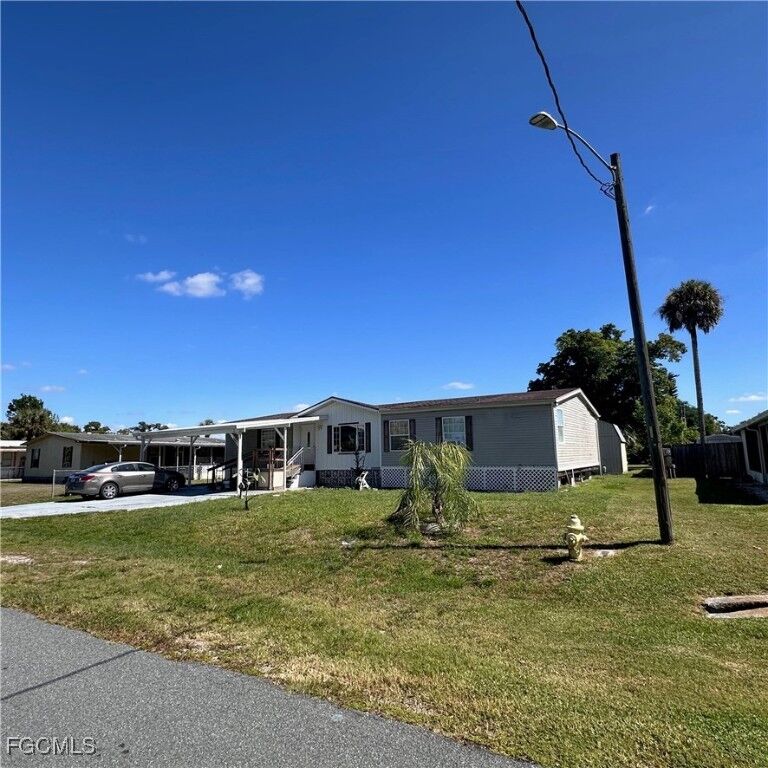 Property Photo: 7607 Peyraud Drive FL 33917