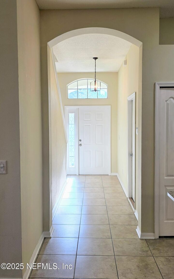 Property Photo: 2642 Kermit Court FL 32065