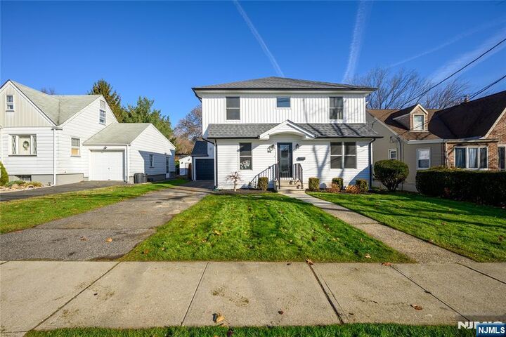 Property Photo:  96 South Parkway  NJ 07014 